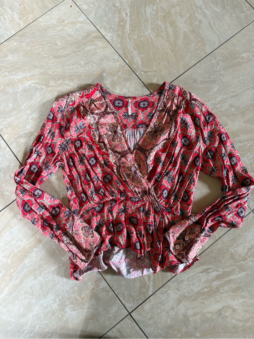 Free People Red and Pink Floral Blouse sz S